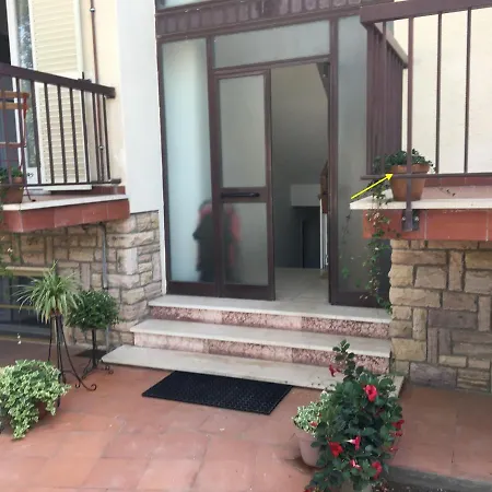 Giardino Ovest - A Pochi Passi Dal Mare