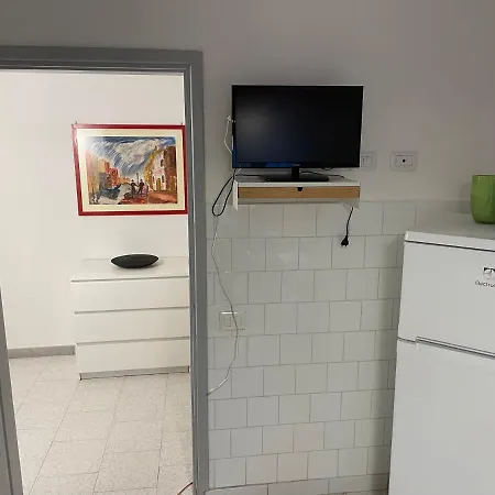 Giardino Ovest - Il Mare A Pochi Passi Apartament *