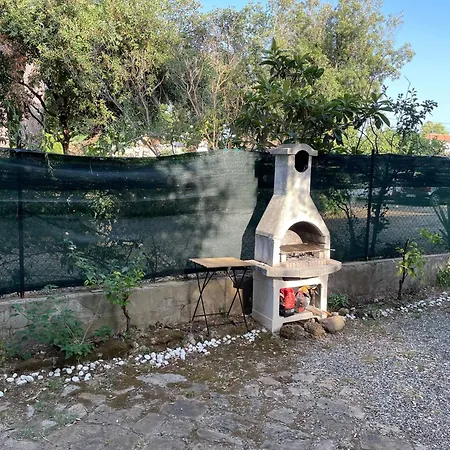 Giardino Ovest - Il Mare A Pochi Passi Daire San Vincenzo